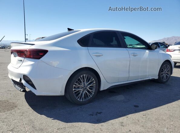 3KPF54AD4NE430441 2022 KIA FORTE Белый 