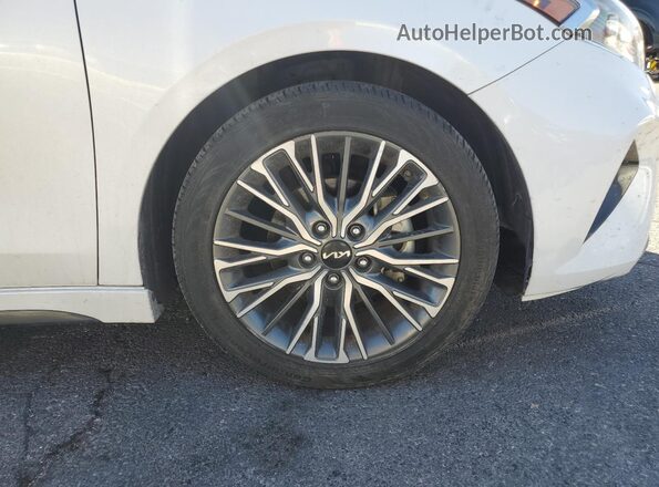 3KPF54AD4NE430441 2022 KIA FORTE Белый 