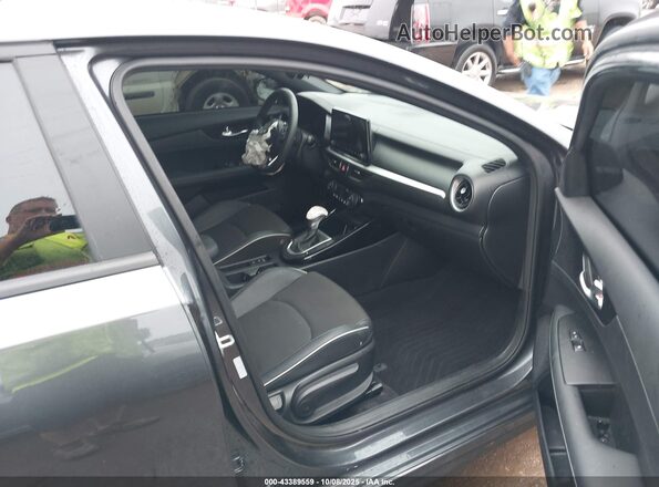 3KPF54AD4RE796762 2024 KIA FORTE Black Սալոնի դիմացի տեսք