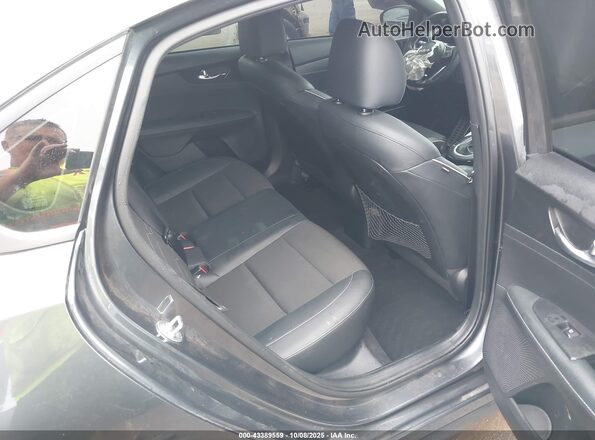 3KPF54AD4RE796762 2024 KIA FORTE Black VIN կոդի պիտակի տեսք