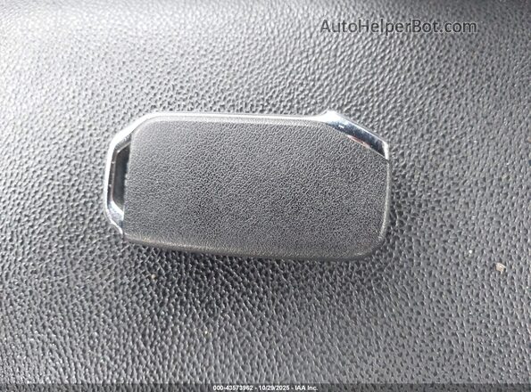 3KPF54AD5PE542331 2023 KIA FORTE Серый Вид панели приборов