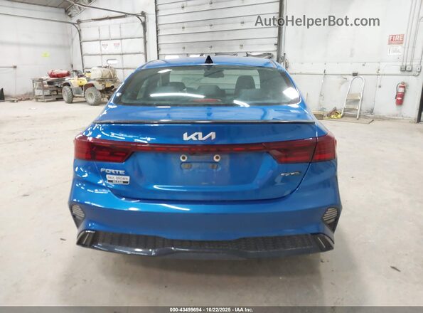 3KPF54AD7NE427792 2022 KIA FORTE Blue 