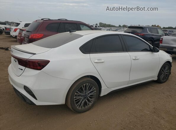 3KPF54AD9RE730787 2024 KIA FORTE White Trasero derecho