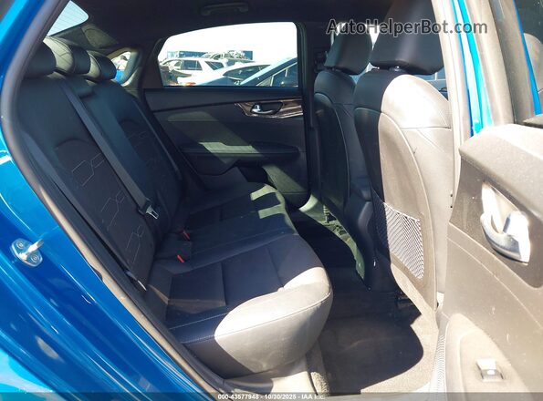 3KPF54ADXNE486223 2022 KIA FORTE Blue Vista de la etiqueta del VIN