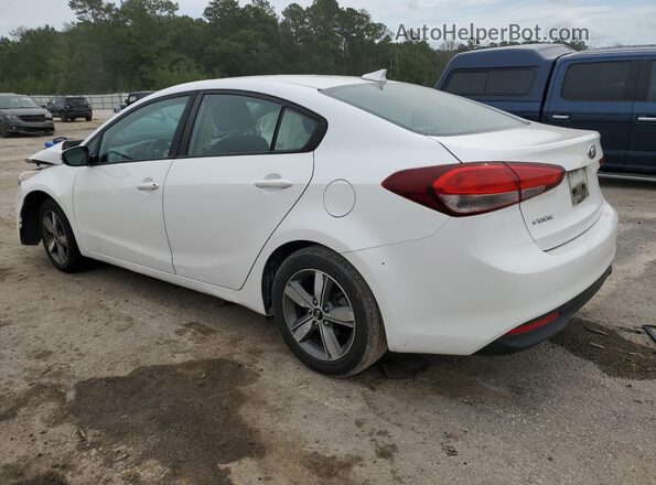 3KPFL4A78JE167039 2018 KIA FORTE White 