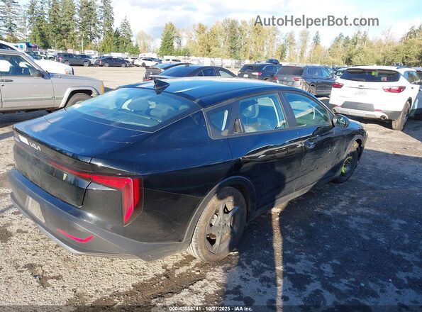 3KPFT4DE8SE015807 2025 KIA K4 Черный Вид задней части салона