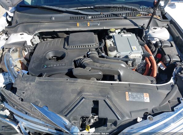 3LN6L2LU0GR629386 2016 LINCOLN MKZ HYBRID White Rear view