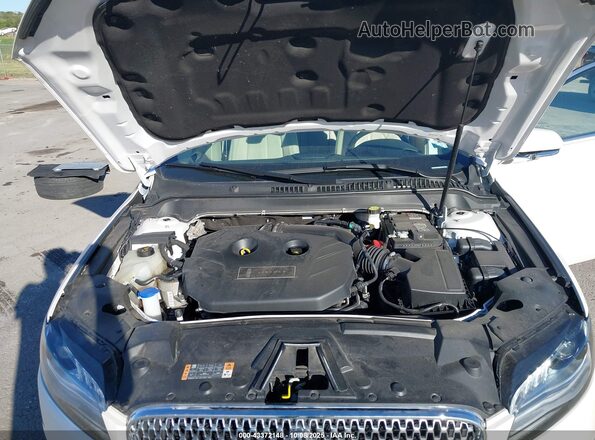 3LN6L5E92LR615641 2020 LINCOLN MKZ White Rear view