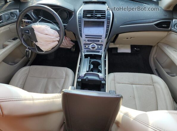 3LN6L5FC5LR613554 2020 LINCOLN MKZ Silver Առջևի վահանակի տեսք