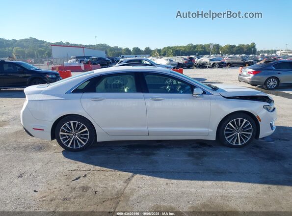 3LN6L5LU6JR628171 2018 LINCOLN MKZ HYBRID White 360 interior view