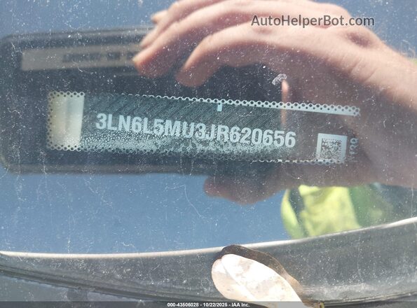 3LN6L5MU3JR620656 2018 LINCOLN MKZ HYBRID White Вид підкапотного простору