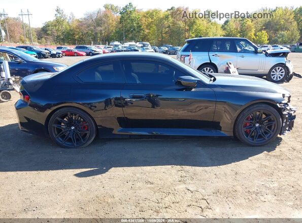 3MF13DM05R8E80811 2024 BMW M2 Black Սալոնի հետևի տեսք