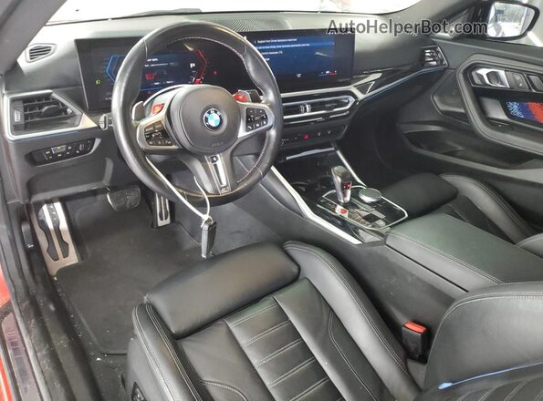 3MF13DM06R8E28720 2024 BMW M2 Red Widok deski rozdzielczej