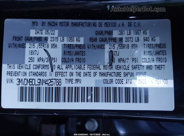 3MVDMBDL9NM425788 2022 MAZDA CX-30 Black Vista del compartimento del motor