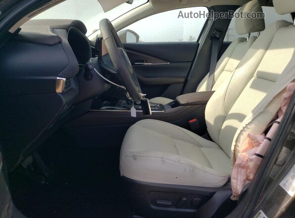 3MVDMBDM0RM721443 2024 MAZDA CX-30 Black Front interior view