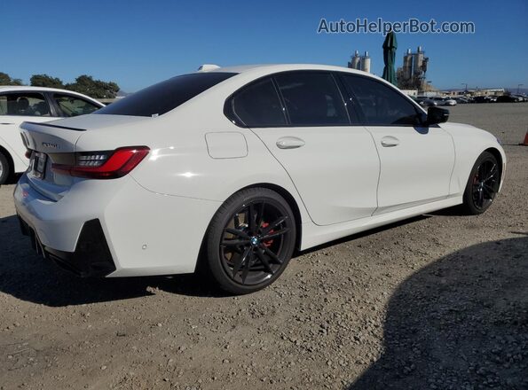 3MW49FS05R8E84383 2024 BMW M3 White Trasero derecho