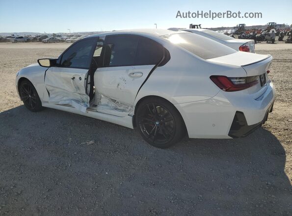 3MW49FS05R8E84383 2024 BMW M3 White Trasero izquierdo