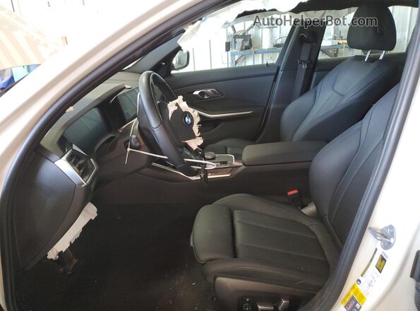 3MW5P9J07M8C06218 2021 BMW 3 SERIES White Front interior view