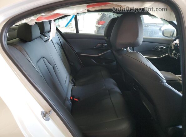 3MW5P9J07M8C06218 2021 BMW 3 SERIES White Rear seats view