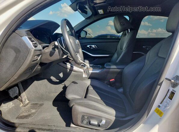 3MW5R1J02L8B23581 2020 BMW 3 SERIES White Вид салону спереду