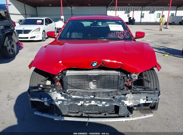 3MW5R1J06M8B97250 2021 BMW 3 SERIES Red Widok wnętrza z tyłu