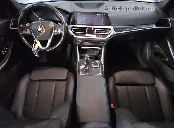 3MW5R1J09L8B04106 2020 BMW 3 SERIES Black Dashboard view