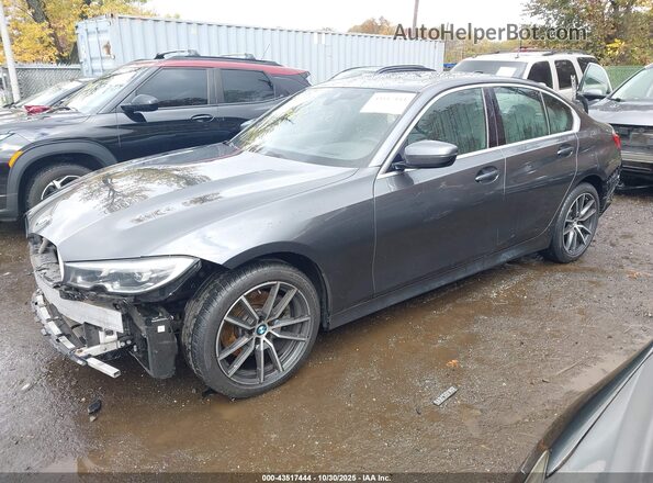 3MW5R7J03L8B36682 2020 BMW 3 SERIES Серый Передняя левая четверть