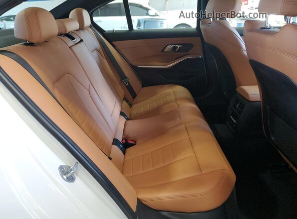 3MW5R7J04L8B40577 2020 BMW 3 SERIES White უკანა სავარძლების ხედი