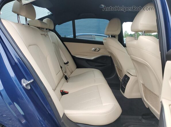 3MW5R7J07N8C58710 2022 BMW 3 SERIES Blue Rear seats view