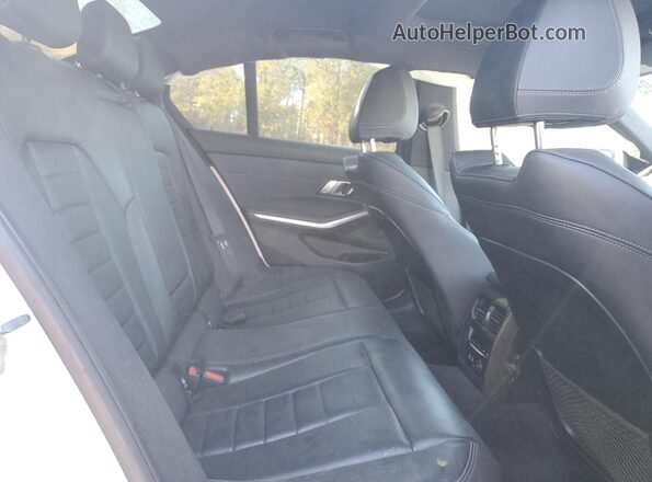 3MW5R7J08L8B07002 2020 BMW 3 SERIES White Rear seats view