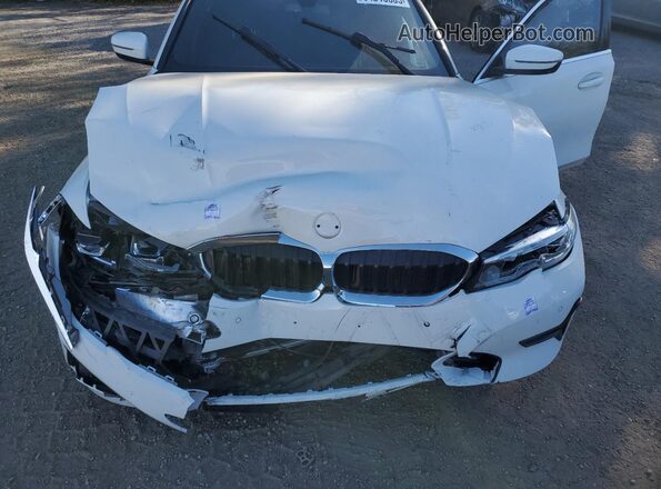 3MW5R7J08L8B07002 2020 BMW 3 SERIES White Rear interior view