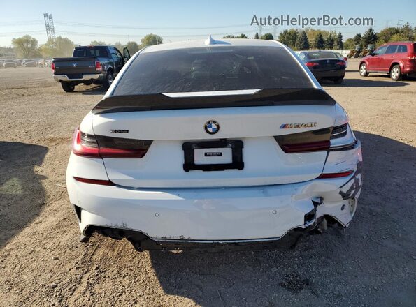 3MW5U9J07N8C29668 2022 BMW M3 White Rear view
