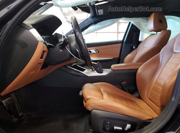 3MW5U9J0XM8B64684 2021 BMW M3 Black Vista interior delantera
