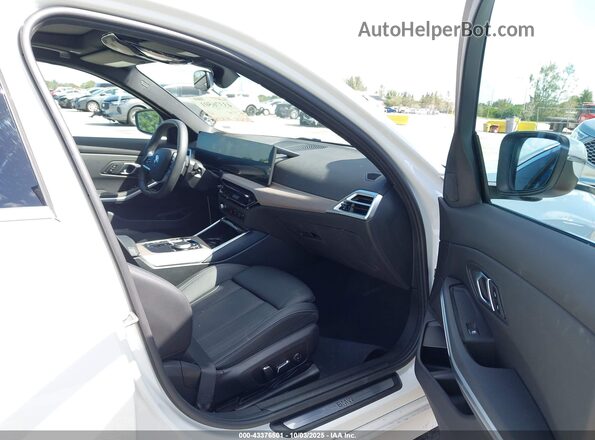 3MW69CW04S8F08311 2025 BMW 3 SERIES White Vista interior delantera