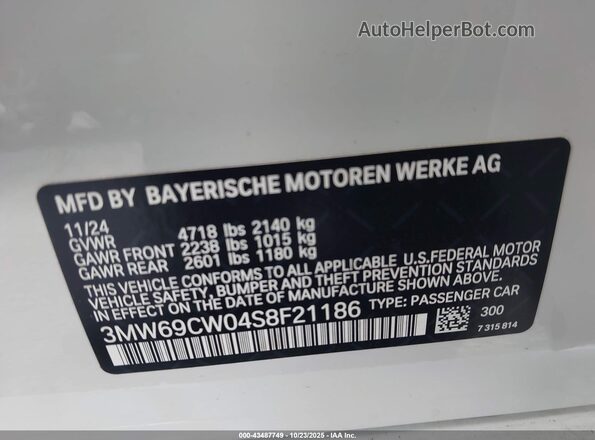 3MW69CW04S8F21186 2025 BMW 3 SERIES White Widok komory silnika