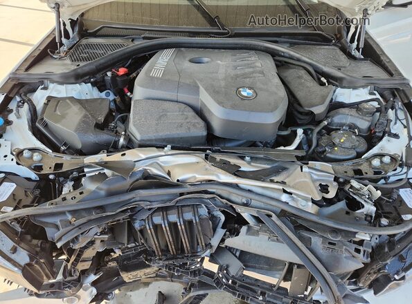 3MW69CW05S8E97934 2025 BMW 3 SERIES White Вид задньої частини салону
