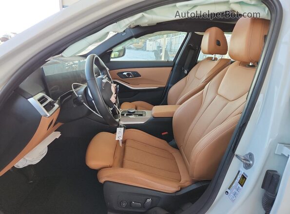 3MW69CW05S8E97934 2025 BMW 3 SERIES White Вид салону спереду