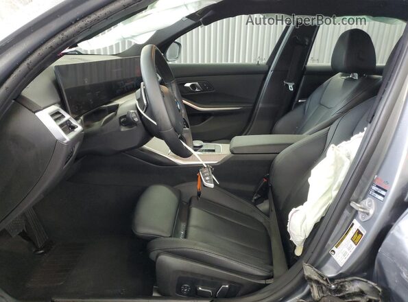 3MW69CW07S8F06603 2025 BMW 3 SERIES Серый Вид салона спереди