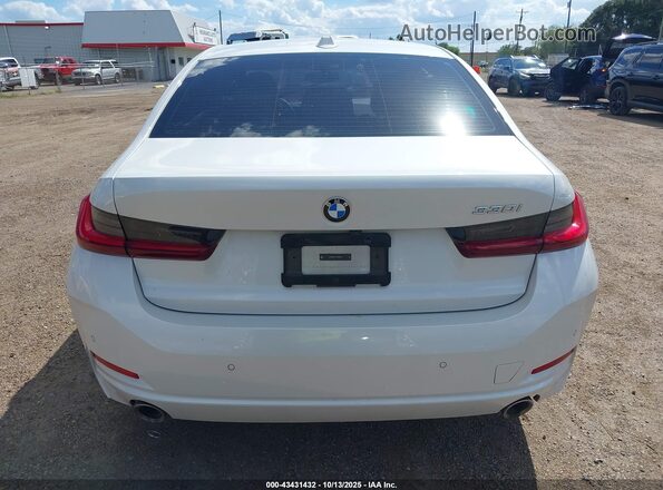 3MW69FF01P8D69764 2023 BMW 3 SERIES White 