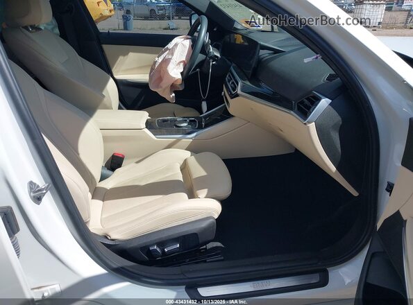 3MW69FF01P8D69764 2023 BMW 3 SERIES White წინა სალონის ხედი