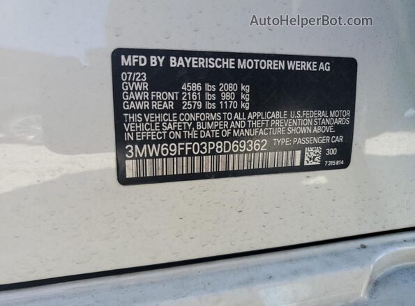 3MW69FF03P8D69362 2023 BMW 3 SERIES White Vista del compartimento del motor