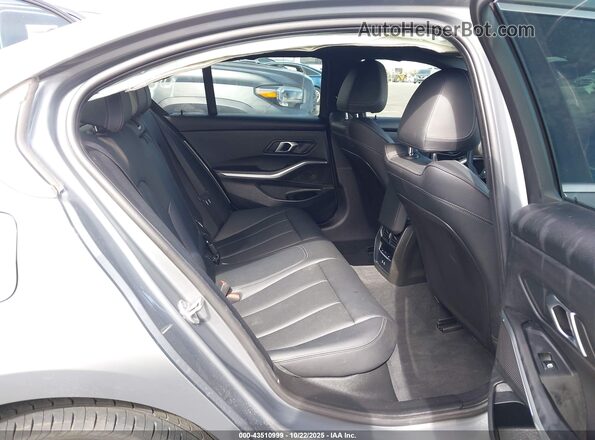 3MW69FF05R8E48583 2024 BMW 3 SERIES Silver Vista de la etiqueta del VIN
