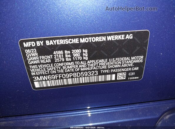 3MW69FF09P8D59323 2023 BMW 3 SERIES Blue ძრავის განყოფილების ხედი