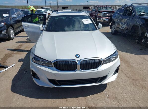 3MW69FF09R8E33052 2024 BMW 3 SERIES White Вид щитка приладів