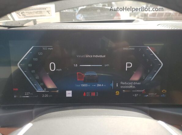 3MW89FF02R8E20989 2024 BMW 3 SERIES Black Instrument cluster view