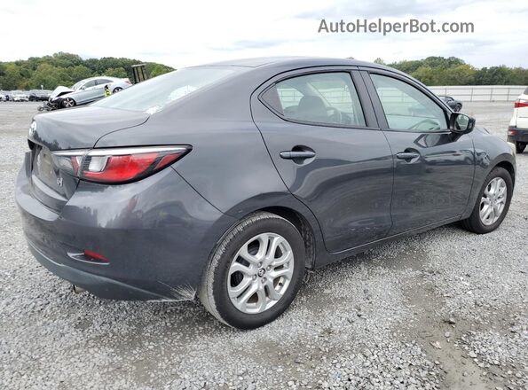 3MYDLBYV0JY302871 2018 TOYOTA YARIS Charcoal 