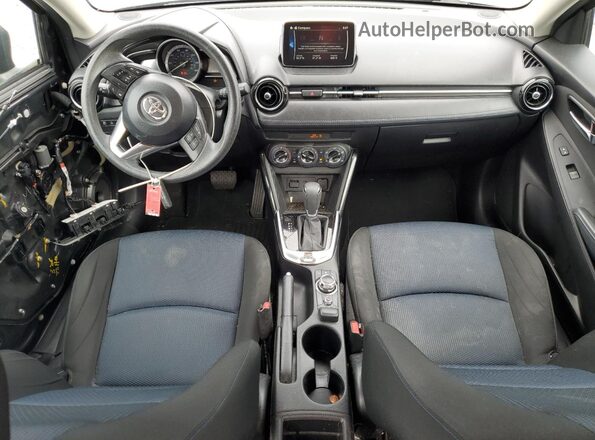 3MYDLBYV0JY302871 2018 TOYOTA YARIS Charcoal 