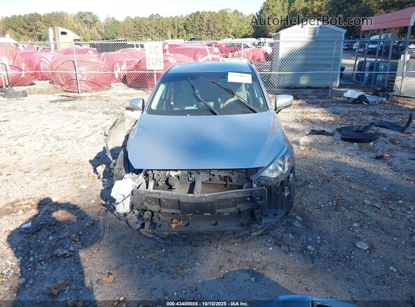 3MYDLBYV1KY528256 2019 TOYOTA YARIS Silver Vista interior trasera