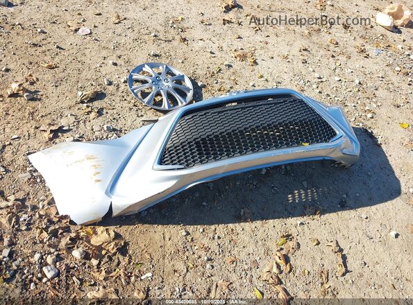 3MYDLBYV1KY528256 2019 TOYOTA YARIS Silver Vista del cuadro de instrumentos