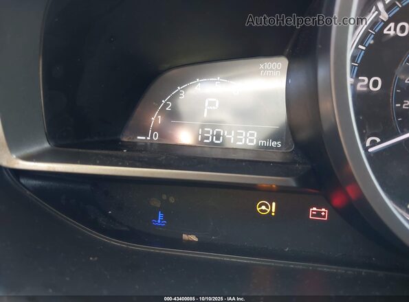 3MYDLBYV1KY528256 2019 TOYOTA YARIS Silver 